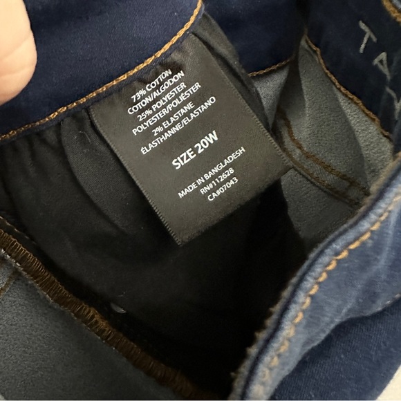 Tahari Dark Wash Stretch Ankle Jeans - Picture 9 of 10